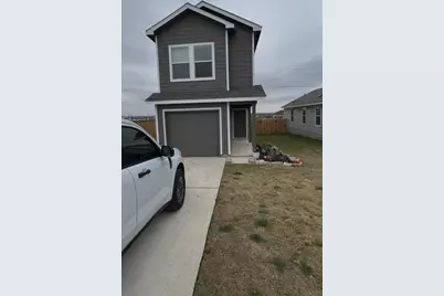 520 Commander Abbott Drive, Jarrell, TX 76537 - Photo 9