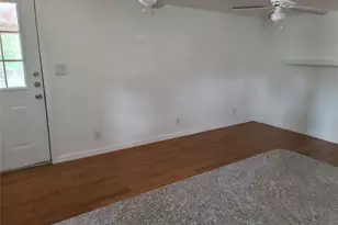410 N Ave D, Humble, TX 77338 - Photo 5