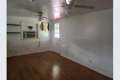 410 N Avenue D, Humble, TX 77338 - Photo 3