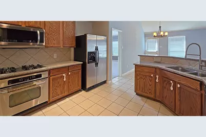 2202 Drake Falls Drive, Pearland, TX 77584 - Photo 19