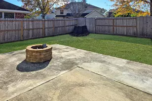 2202 Drake Falls Dr, Pearland, TX 77584 - Photo 43
