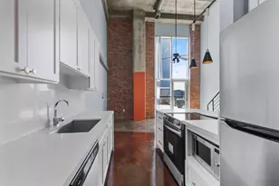 2000 Bagby St, Houston, TX 77002 - Photo 9