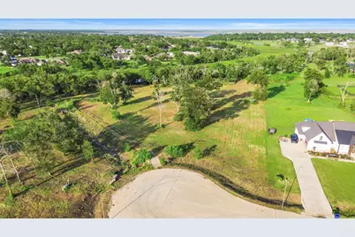 6642 Freret Bayou Drive, Baytown, TX 77523 - Photo 5