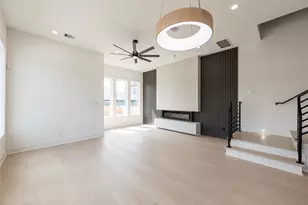 1122 E 27th St, Houston, TX 77009 - Photo 17