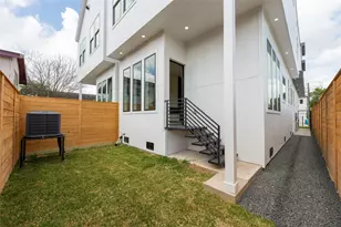 1122 E 27th St, Houston, TX 77009 - Photo 41