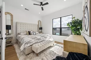 1329 W 22nd St, Houston, TX 77008 - Photo 11