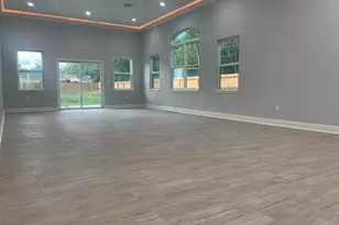 1902 Beaumont St, League City, TX 77573 - Photo 3