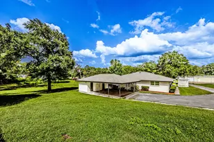 1797 Sh 30 E, Huntsville, TX 77320 - Photo 41