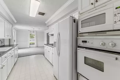 1797 Sh 30 E, Huntsville, TX 77320 - Photo 23