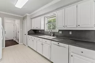 1797 Sh 30 E, Huntsville, TX 77320 - Photo 21