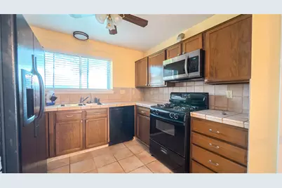 2410 Goldspring Lane, Spring, TX 77373 - Photo 7