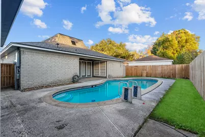 14007 Overbrook Lane, Houston, TX 77077 - Photo 11