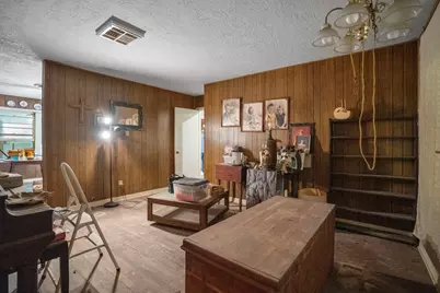 104 Britton Drive, Silsbee, TX 77656 - Photo 9