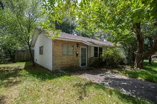 104 Britton Dr, Silsbee, TX 77656 - Photo 1