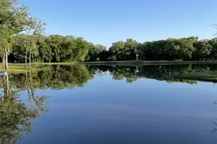 6811 Mockingbird Rd, Flatonia, TX 78941 - Photo 3