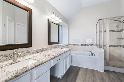 8823 Saratoga Drive, Sugar Land, TX 77479 - Photo 9