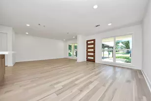 1715 Fawnhope Dr, Houston, TX 77008 - Photo 13