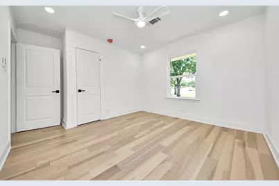 1715 Fawnhope Drive, Houston, TX 77008 - Photo 37