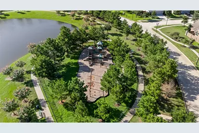 8914 Vineyard Valley Court, Tomball, TX 77375 - Photo 49