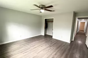 803 Glen Hollow Dr, Conroe, TX 77385 - Photo 17