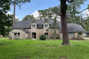803 Glen Hollow Dr, Conroe, TX 77385 - Photo 1
