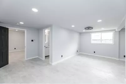 1109 E Columbia Lane, Deer Park, TX 77536 - Photo 11