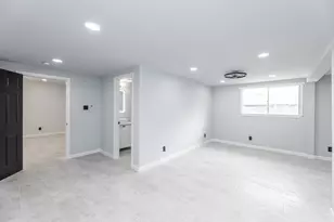 1109 E Columbia Ln, Deer Park, TX 77536 - Photo 11