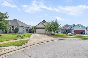 128 Dove Ct, Navasota, TX 77868 - Photo 3