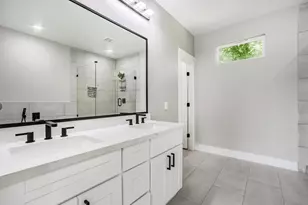 9307 Tower St, Houston, TX 77088 - Photo 13