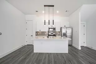 9307 Tower St, Houston, TX 77088 - Photo 3