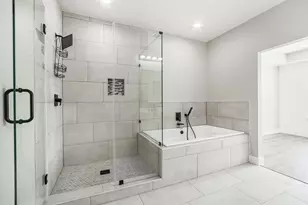 9307 Tower St, Houston, TX 77088 - Photo 5