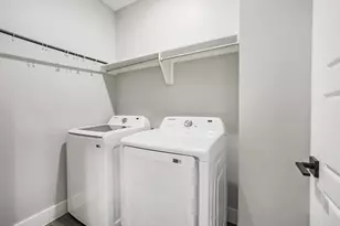 9307 Tower St, Houston, TX 77088 - Photo 15