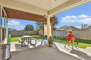 103 Aline Dr, Dayton, TX 77535 - Photo 9