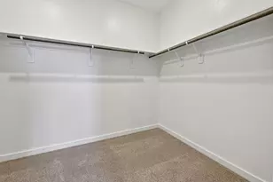 4212 Farm Holw St, Houston, TX 77080 - Photo 13