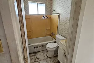 11219 Newbrook Dr, Houston, TX 77072 - Photo 9