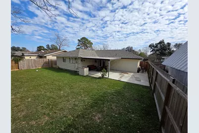 10315 Carthage Drive, Houston, TX 77089 - Photo 17
