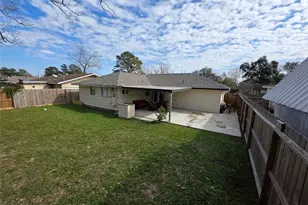 10315 Carthage Dr, Houston, TX 77089 - Photo 17