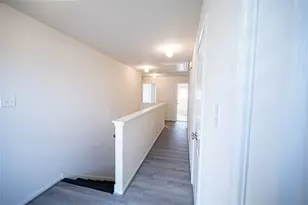 10730 Nathaniel Valley Path, Houston, TX 77016 - Photo 17