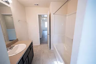 10730 Nathaniel Valley Path, Houston, TX 77016 - Photo 31