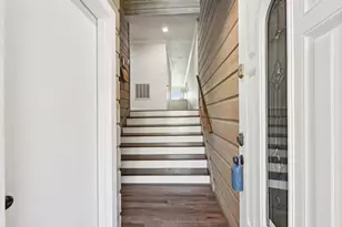 2 Mariner Village Dr, Seabrook, TX 77586 - Photo 3