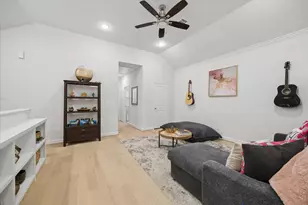 334 W 26th St, Houston, TX 77008 - Photo 17