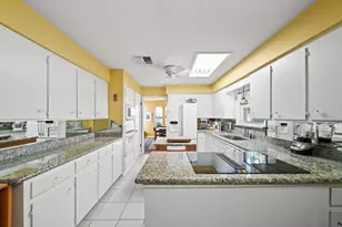 2403 Elmgate Dr, Houston, TX 77080 - Photo 7