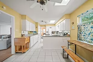 2403 Elmgate Dr, Houston, TX 77080 - Photo 9