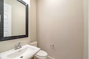 10916 Brambling Wood Dr, Houston, TX 77043 - Photo 19