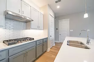 10916 Brambling Wood Dr, Houston, TX 77043 - Photo 17