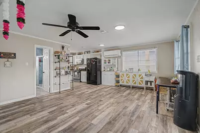 313 Ling, Bayou Vista, TX 77563 - Photo 3