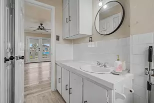 313 Ling, Bayou Vista, TX 77563 - Photo 21