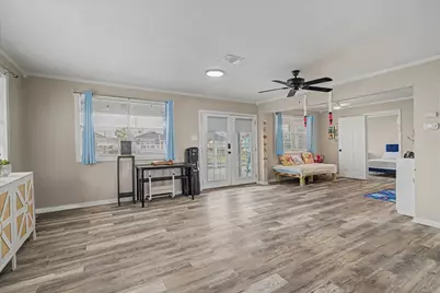313 Ling, Bayou Vista, TX 77563 - Photo 5