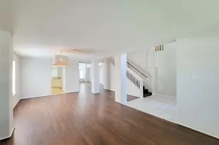 19726 Lindenfield Ct, Katy, TX 77449 - Photo 9