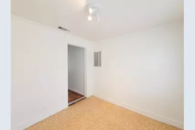 2816 Elser, Houston, TX 77009 - Photo 7